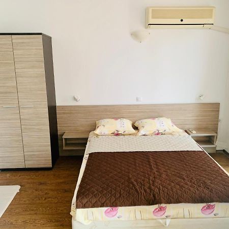 Vili Apartment Бургас Екстериор снимка