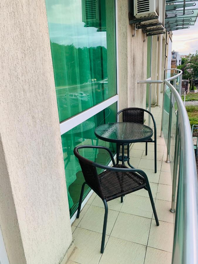 Vili Apartment Бургас Екстериор снимка